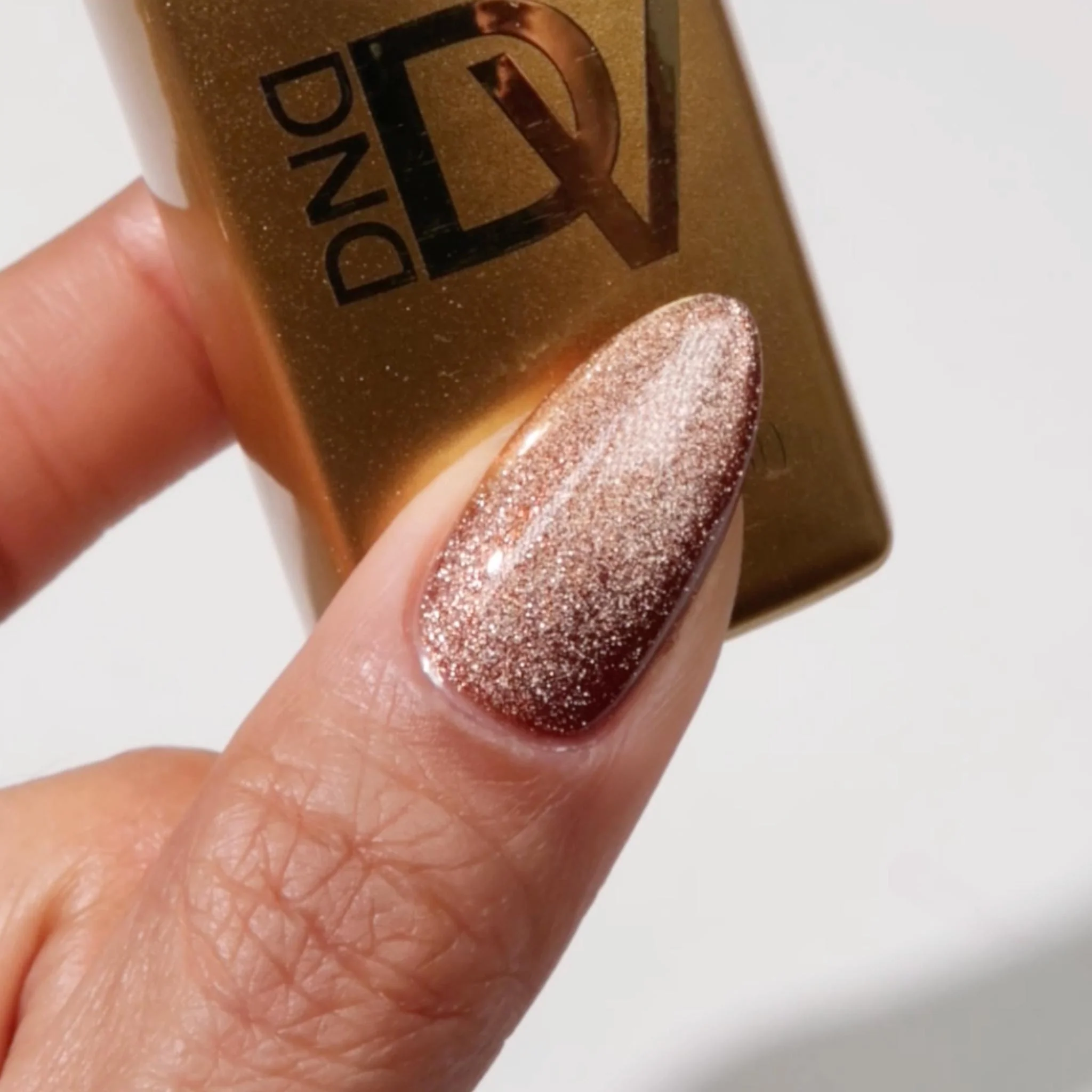 DIVA 9D Cat Eye Candy #18 - Toffee Crisp - Image 6