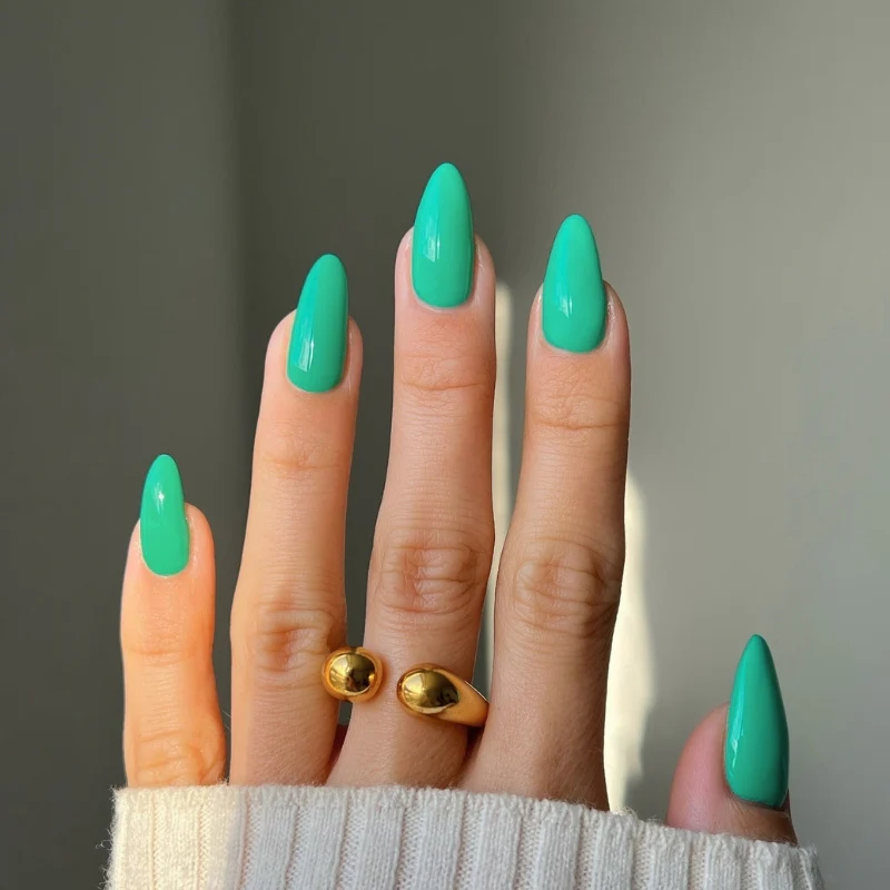 Forever Summer Gel Polish Starter Kit - Image 2